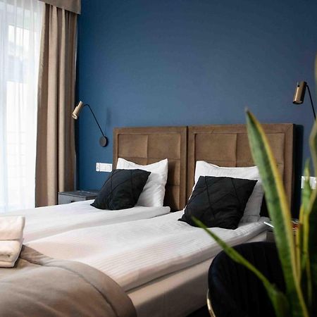 4Wings Apartments Краков Экстерьер фото