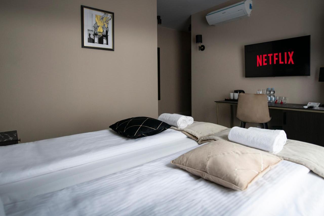 4Wings Apartments Краков Экстерьер фото