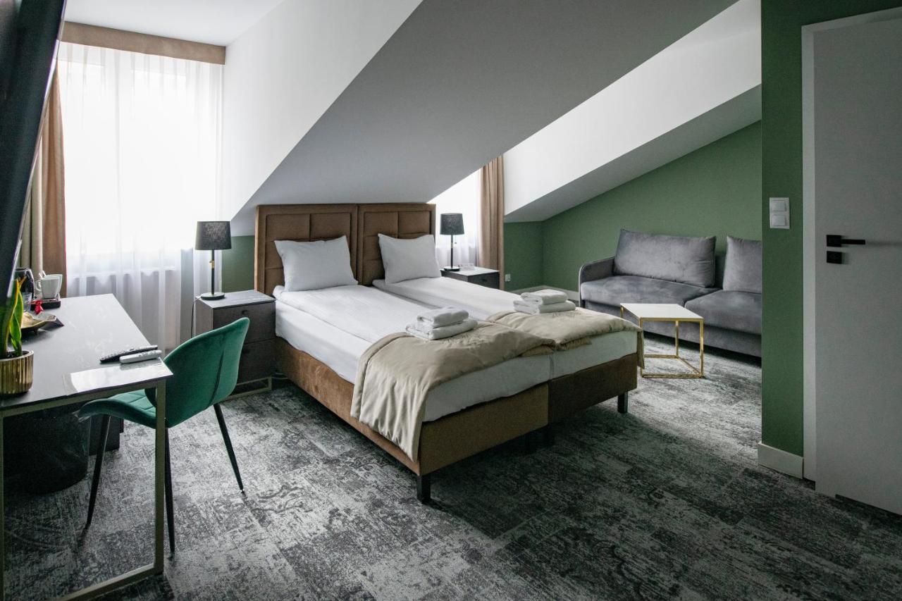 4Wings Apartments Краков Экстерьер фото